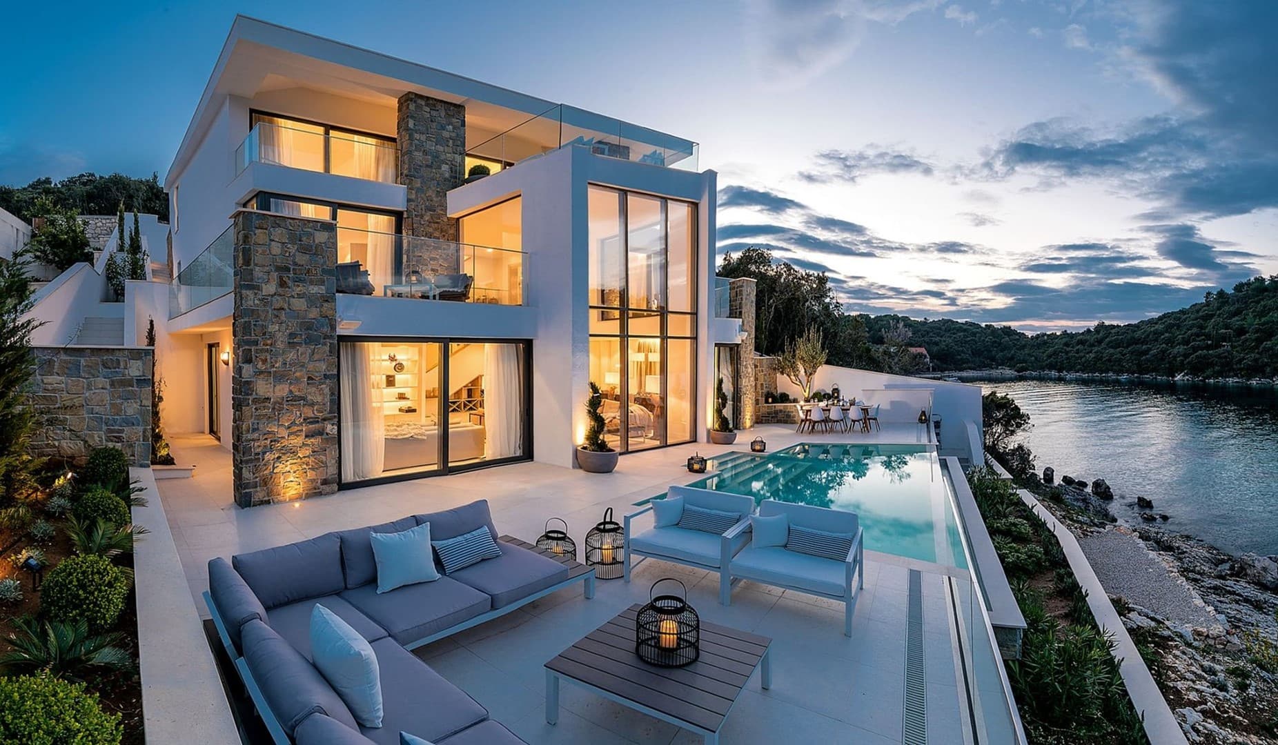 Modern detached residential villa in Guzape, Abuja