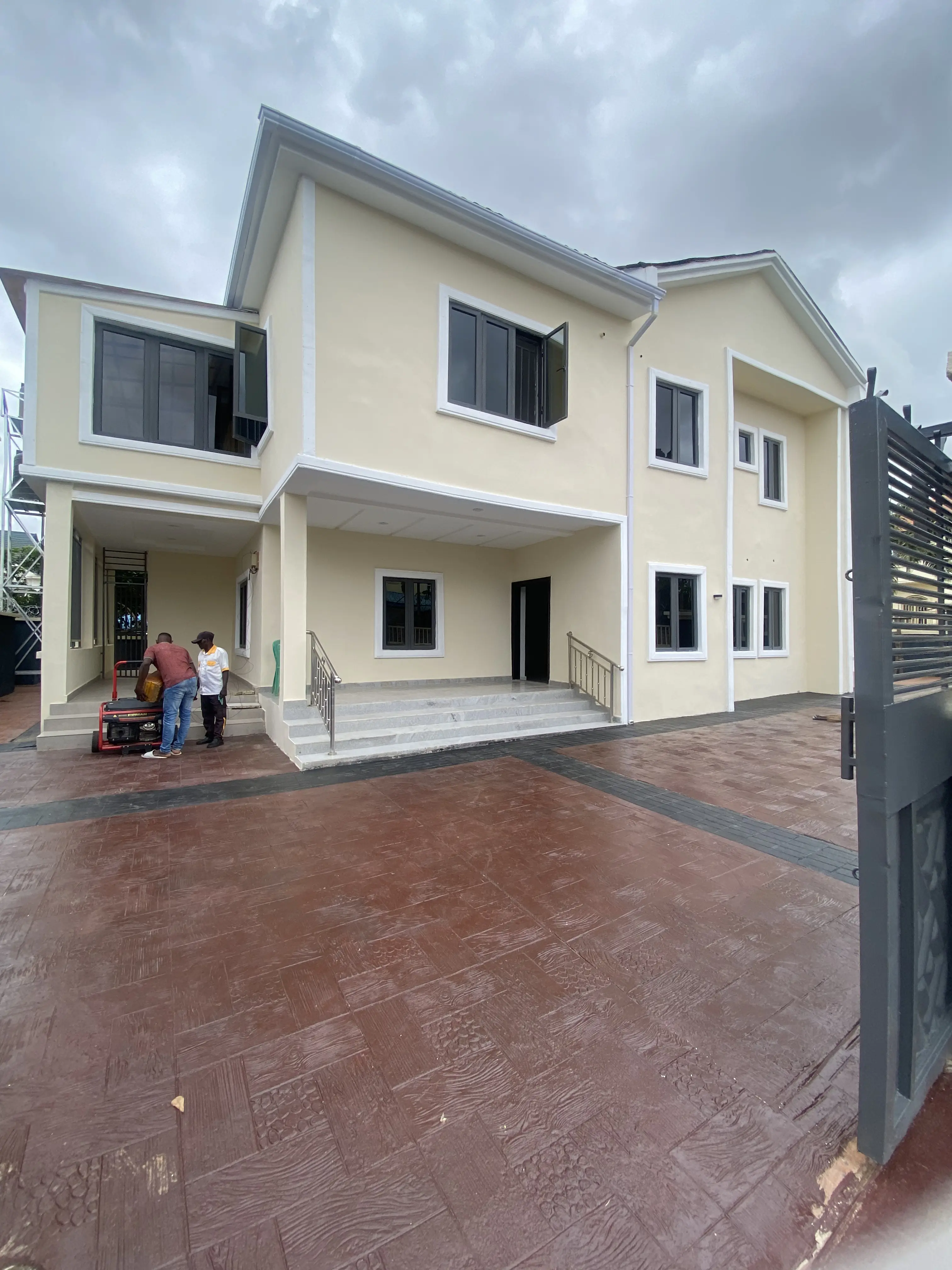 6 bedroom duplex Lokogoma Abuja